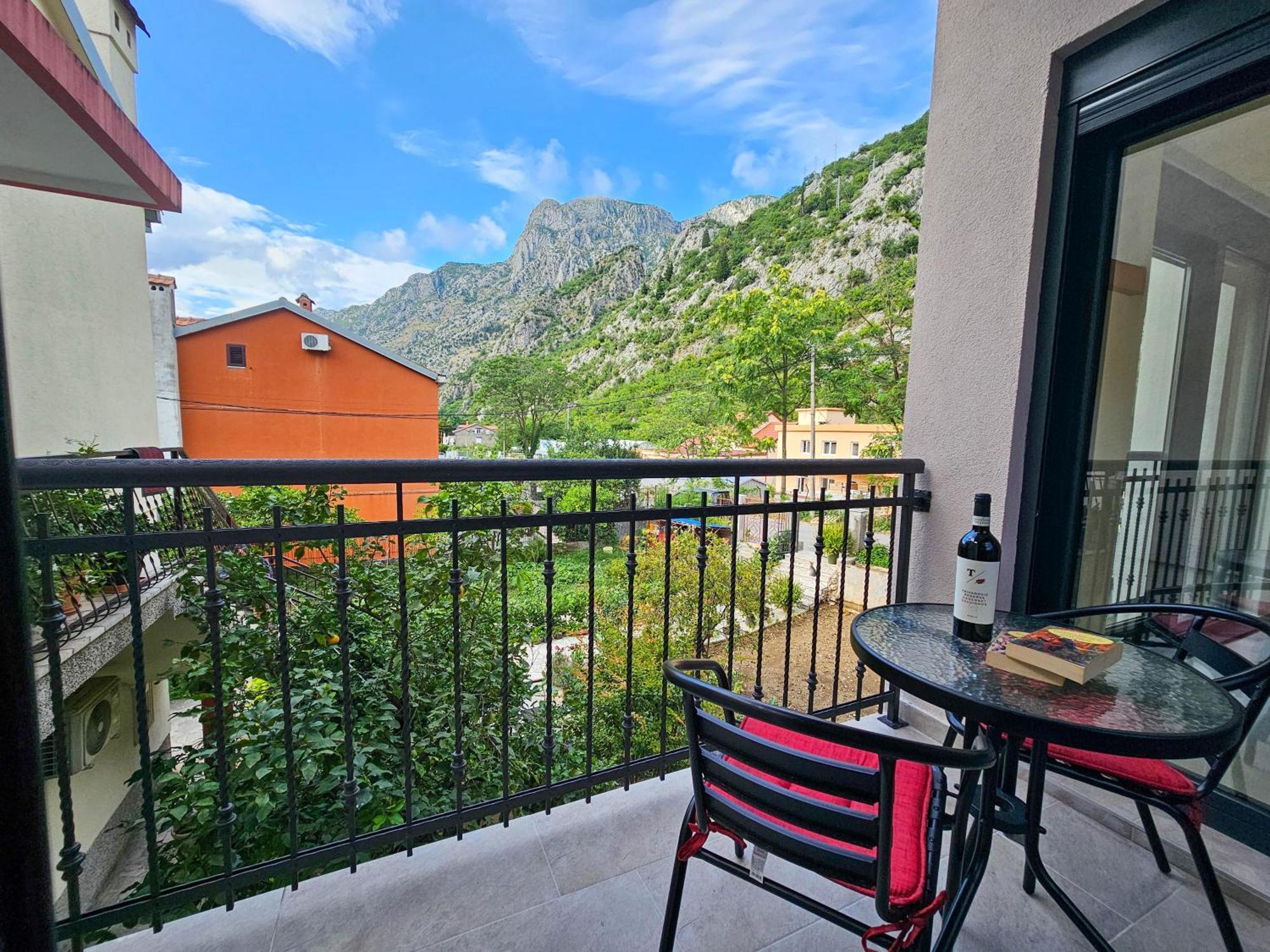 Harmony Garden Apartments Kotor Dış mekan fotoğraf