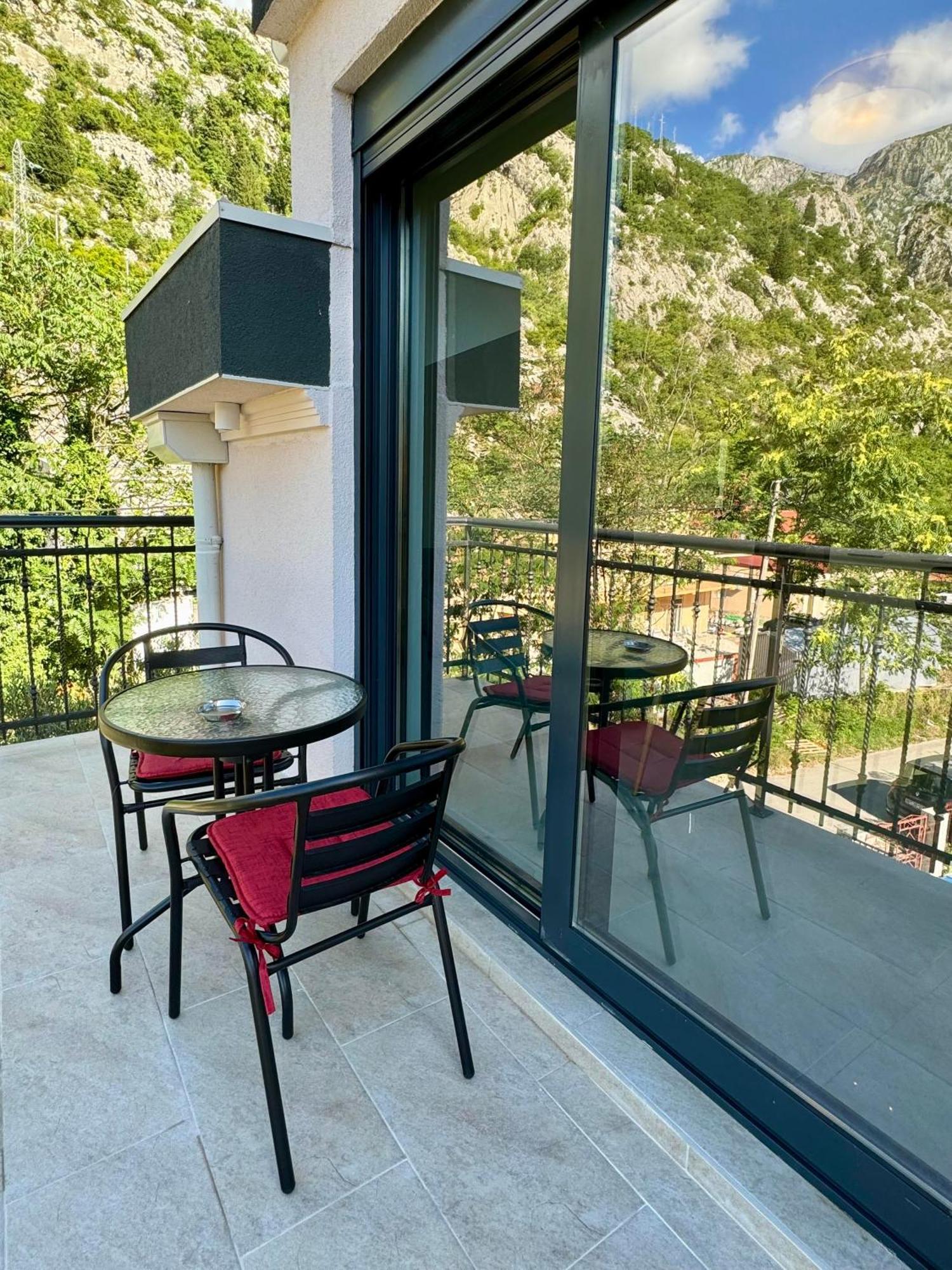 Harmony Garden Apartments Kotor Dış mekan fotoğraf